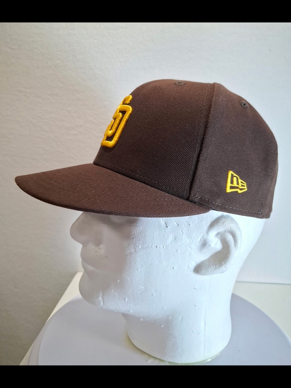 New Era Vintage Padres Brown cap with Yellow SD logo - Picture 8 of 8